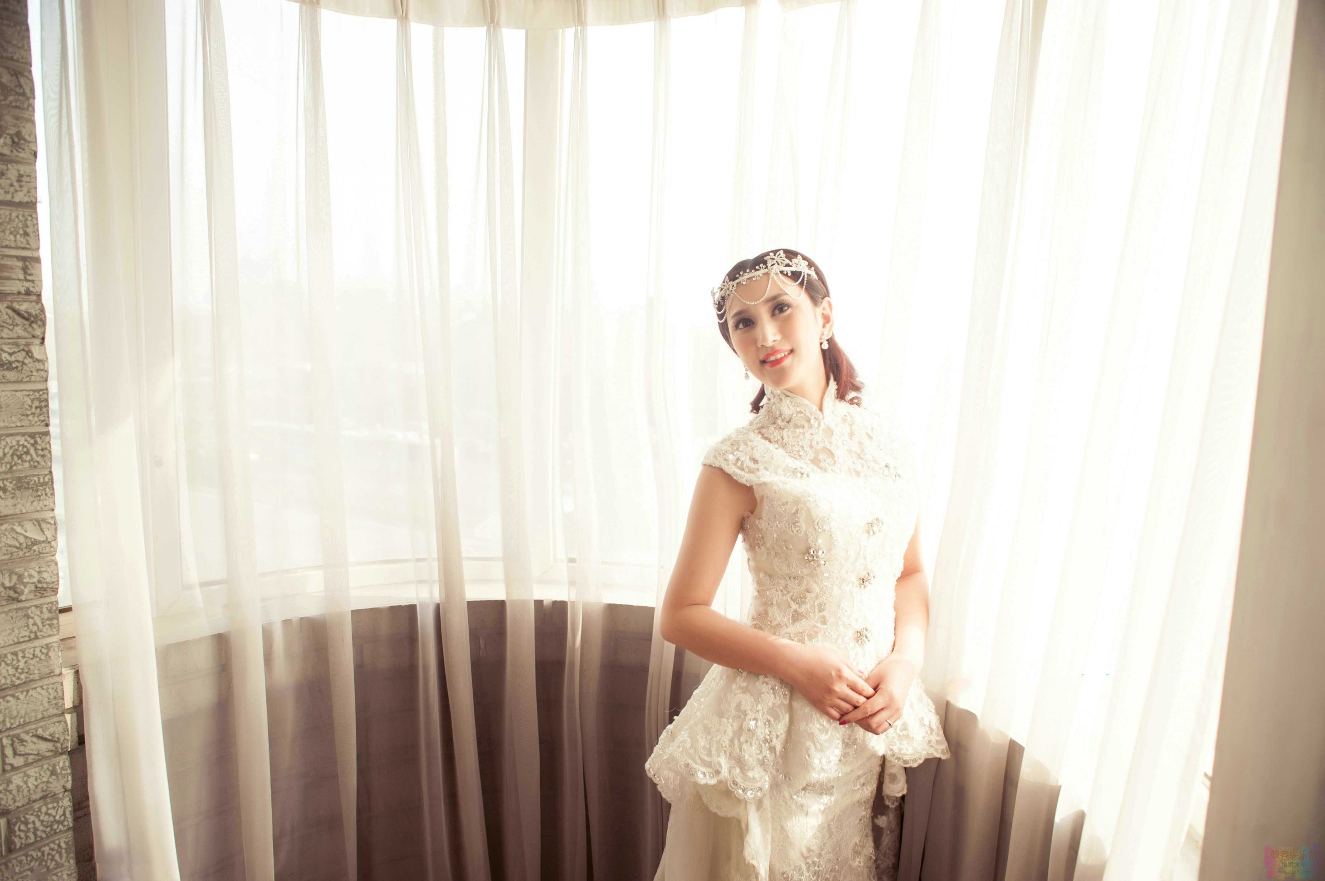 2016环球小姐季军王馨大尺度私拍不雅照[267P/424M] 2