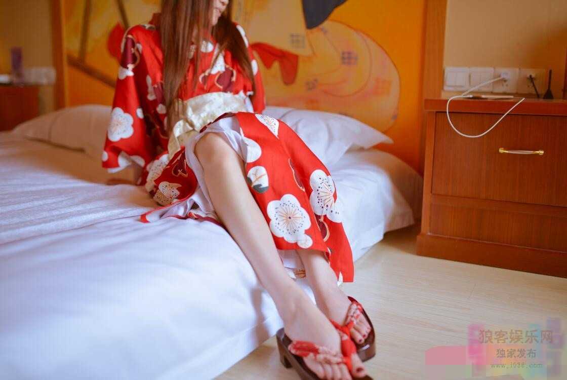 微博红人萝莉萌兰酱VIP收费图包之和服[100P/255M] 1