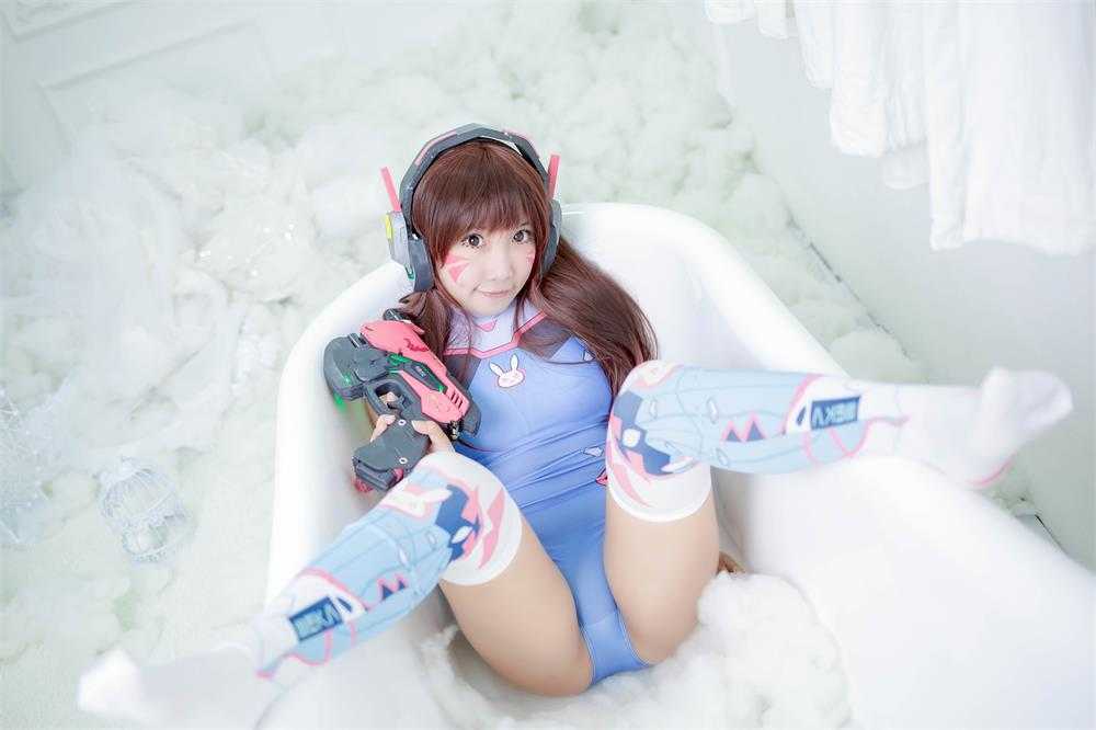 蜜嘟喵 – DVA泳衣（3）