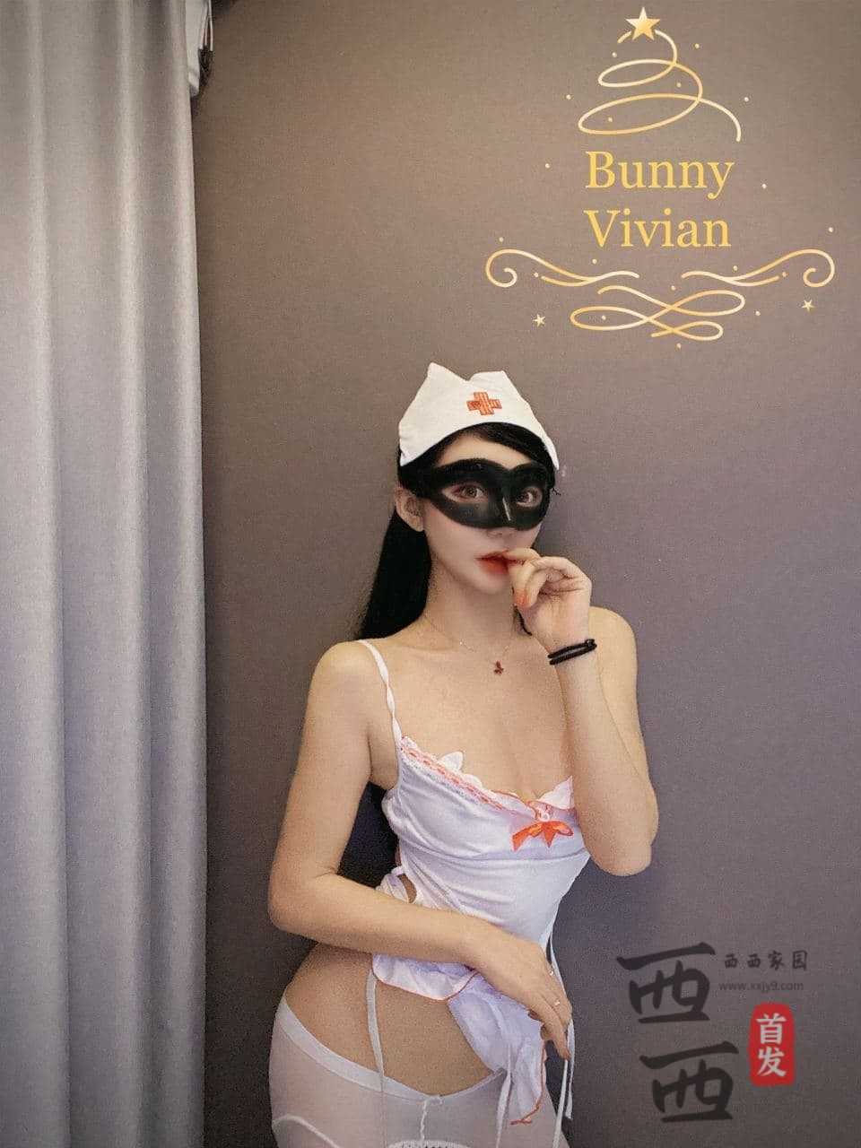 反差婊网红@爱丝袜的Vivian姐 - 是你的小护士[18P+1V/305MB]（2）