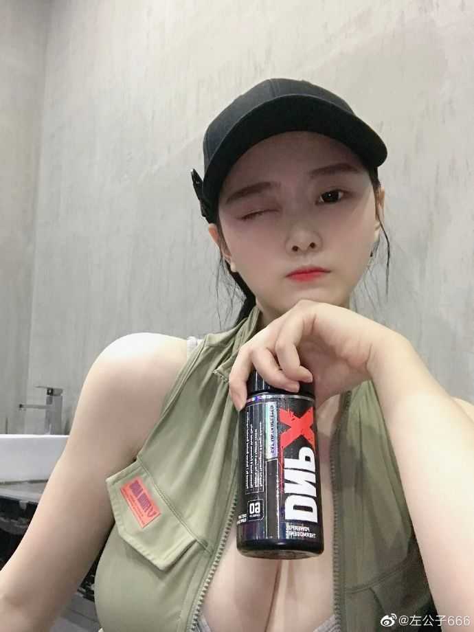 网红女神 左公子66套福利合集[575V/2166P/7.22g]（4）