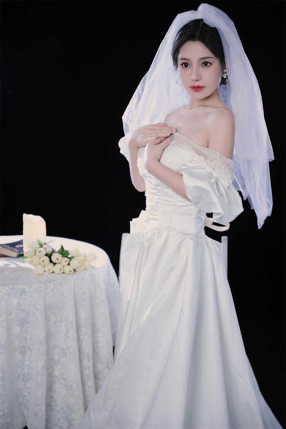 [桃暖酱] 婚纱 [60P/478M]（2）