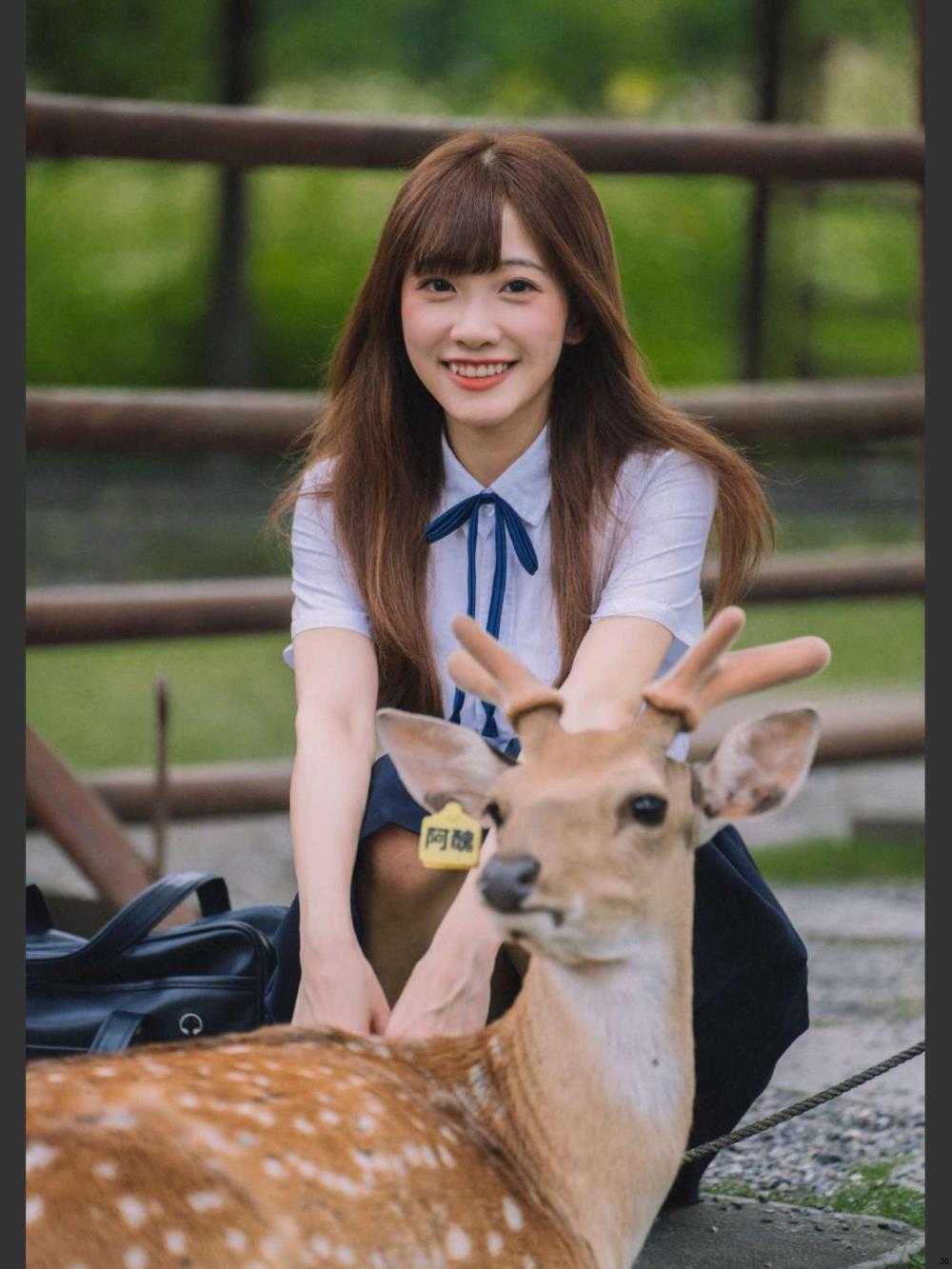 [冼迪琦]AKB48 Team TP1st写真集「在你心迪」[146P/2V/102M]（）2