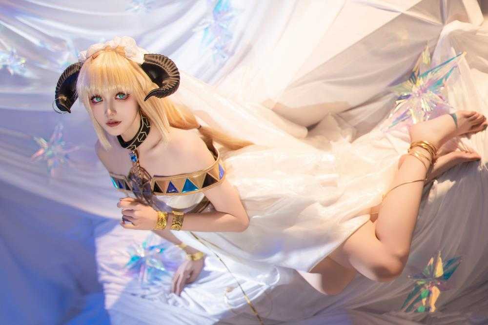 [几何尼亚poiii]  - 夜莺｜流辉 [12P/124.22M]（）2