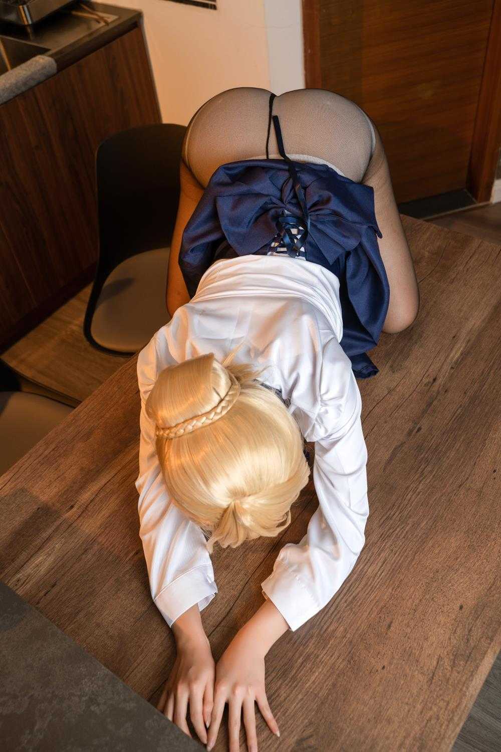 [PoppaChan]-FGO saber [124P/10V/1.02G] 1
