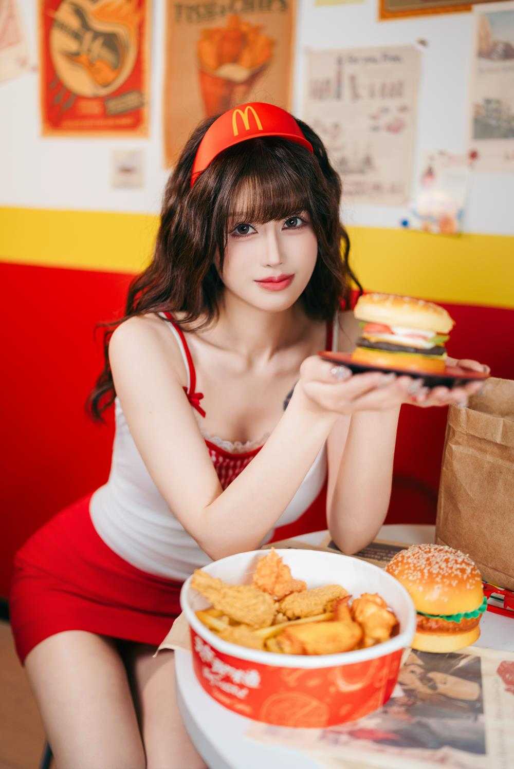 [鹿八岁] 麦门打工日记 [17P/490M] 4